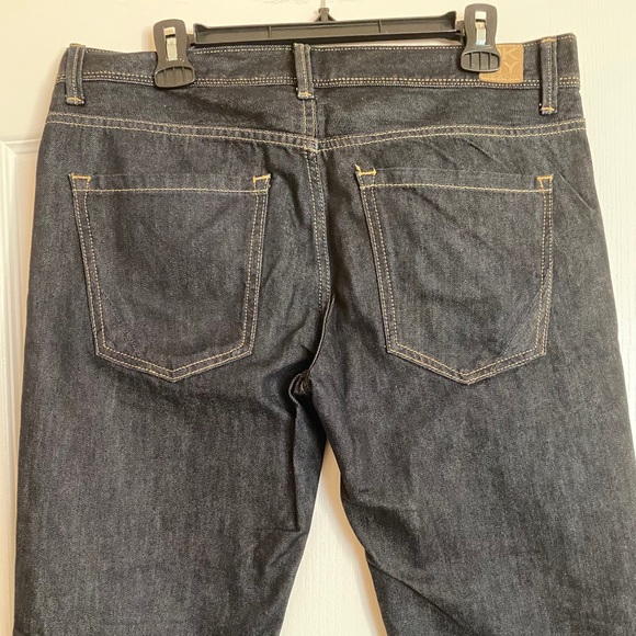 DKNY Jeans - Picture 3 of 5